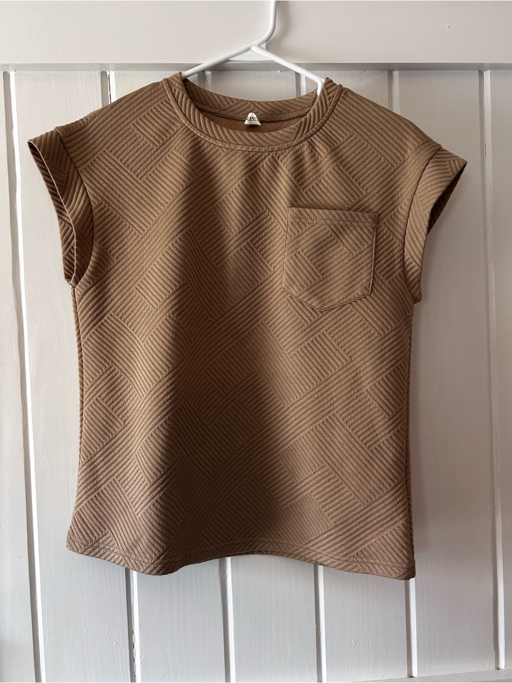 Evaless | Textured Short Sleeve Pocket Tee